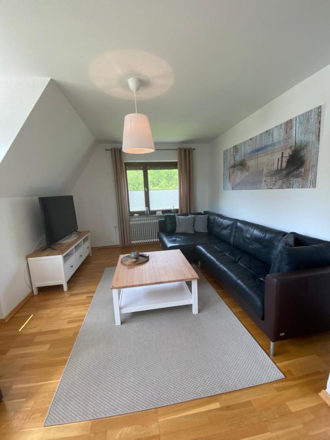 Ferienwohnung Mit Balkon Und Eingezaeunten Garten Aurich Eksteriør billede